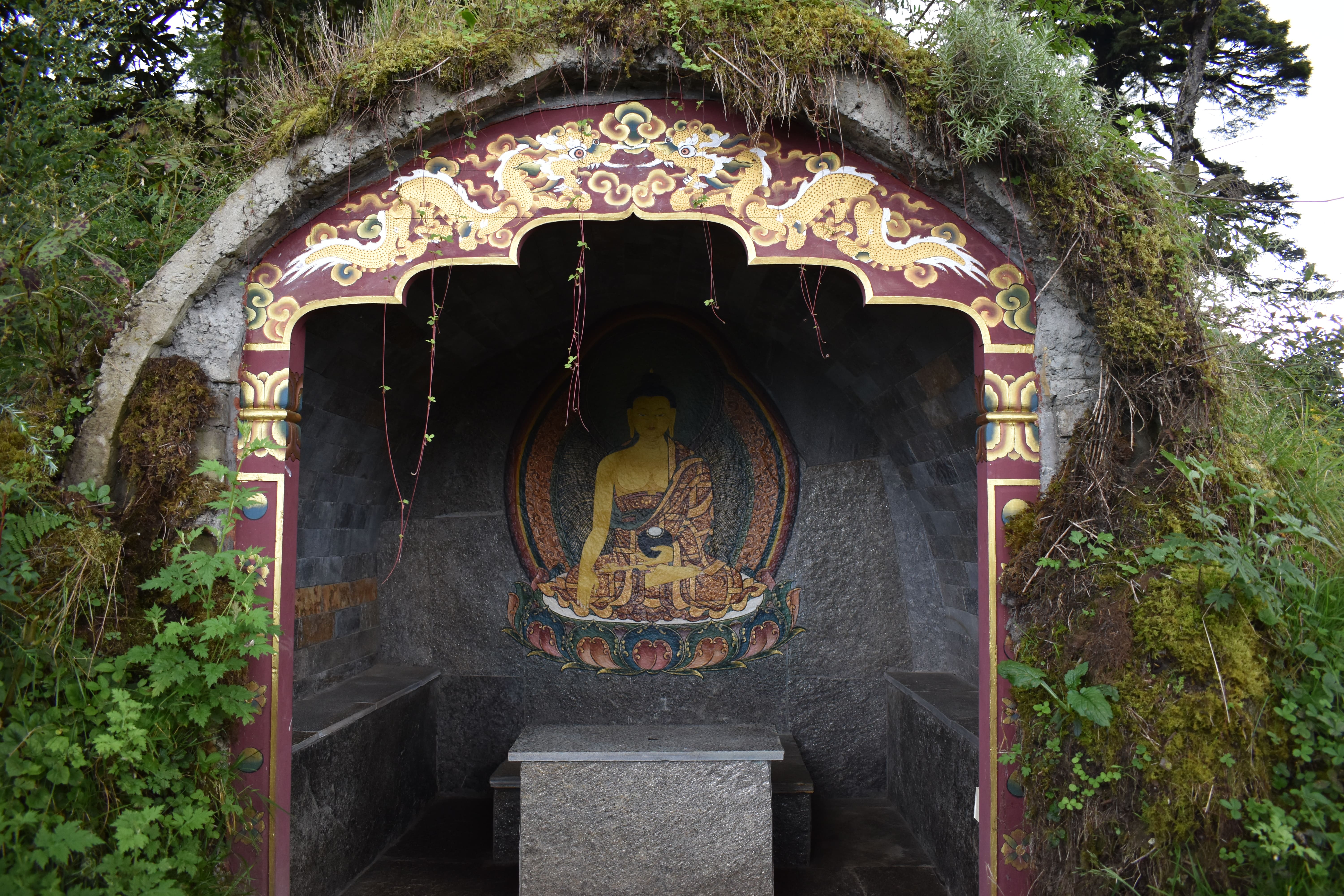 Druk Wangyel Complex, Dochula
