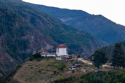 Choekhorling Monastic School, Dodrek