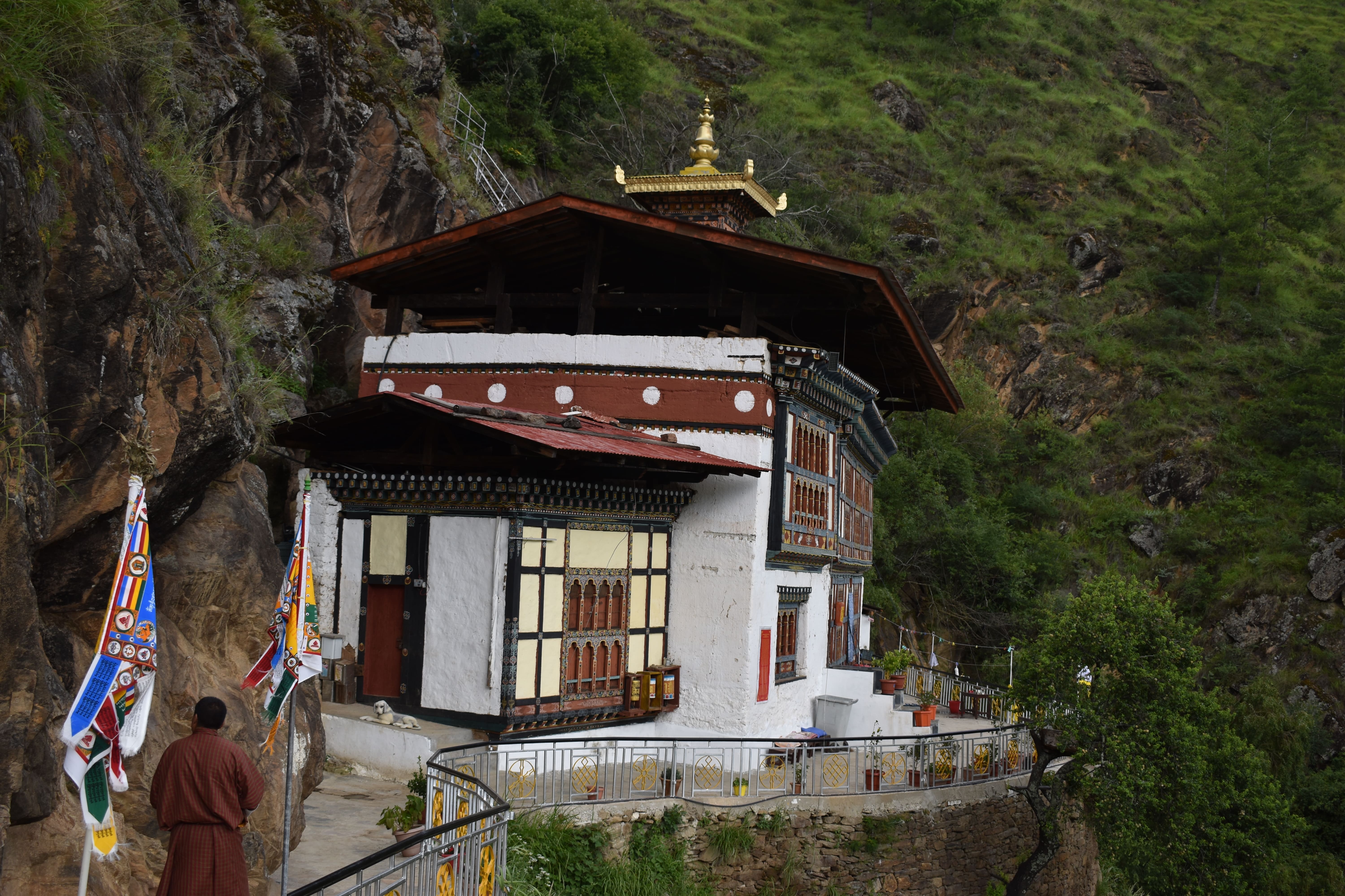 Samarzingkha Drakna Guru Ney