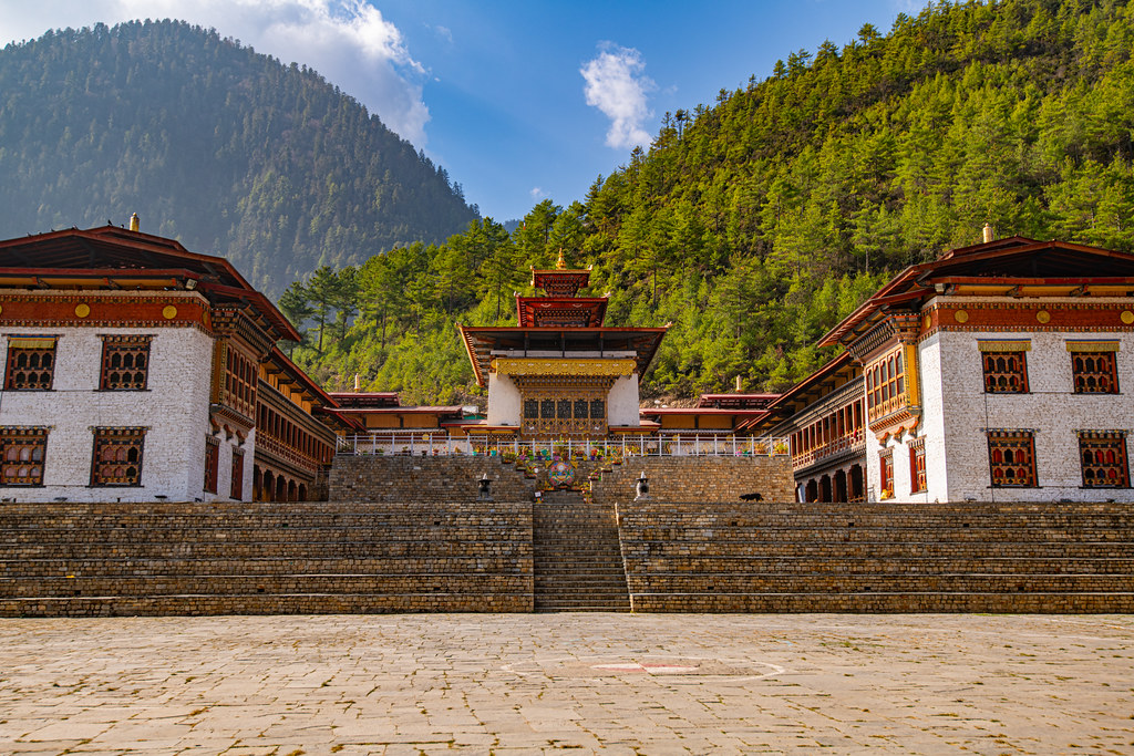 Lhakhang Karpo