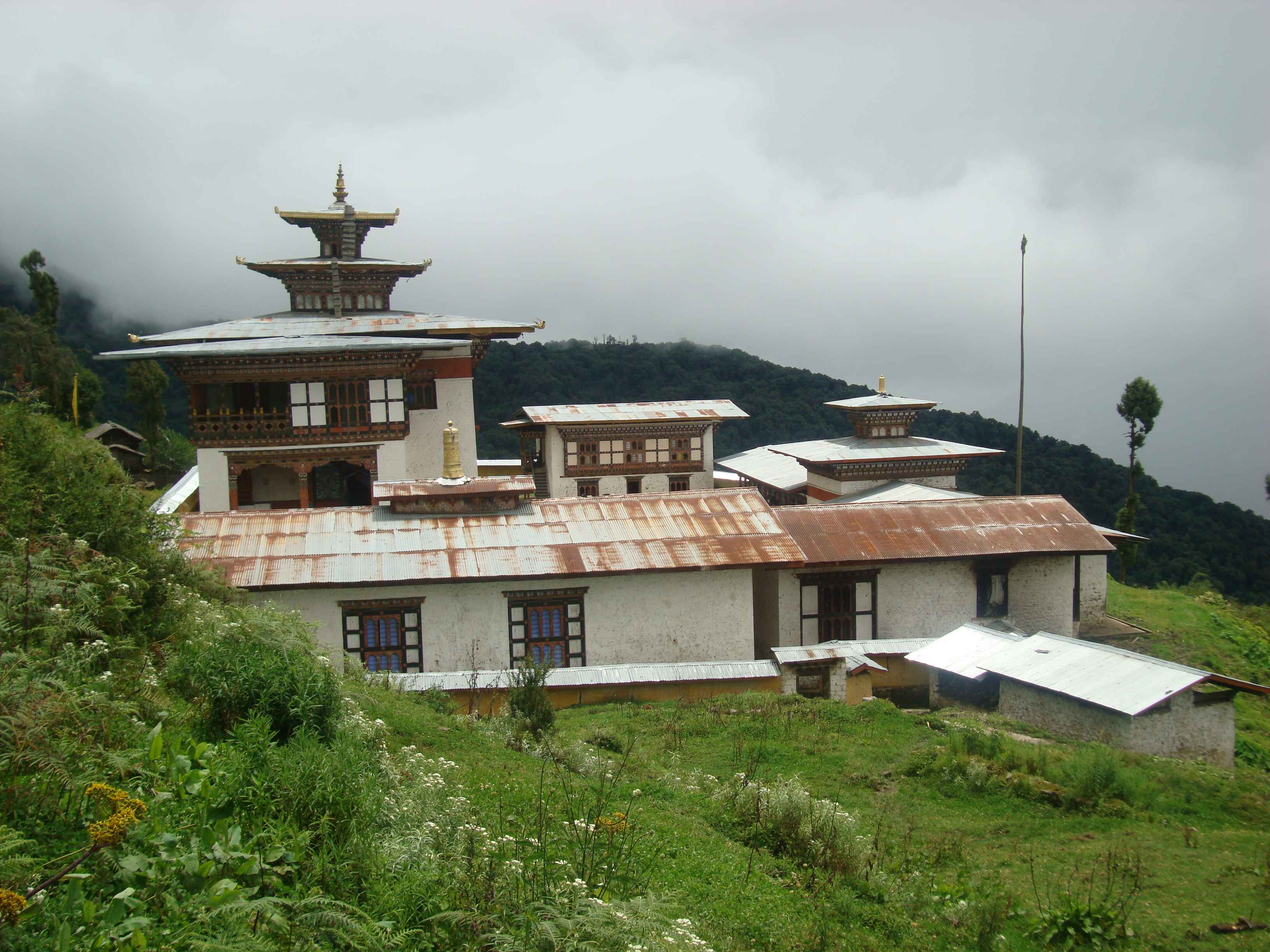 Rigsum Goenpa